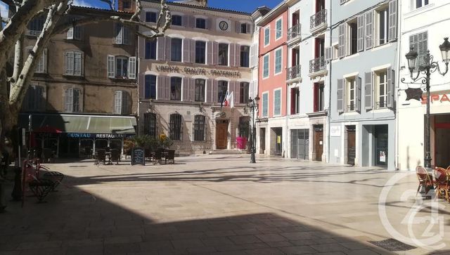 Afficher la photo en grand immeuble à vendre - 610.44 m2 - BRIGNOLES - 83 - PROVENCE-ALPES-COTE-D-AZUR - Century 21 Agence Millénium