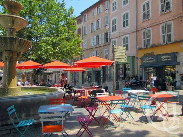 Afficher la photo en grand immeuble à vendre - 610.44 m2 - BRIGNOLES - 83 - PROVENCE-ALPES-COTE-D-AZUR - Century 21 Agence Millénium