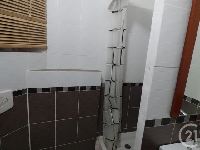 Afficher la photo en grand Appartement T3 à louer - 3 pièces - 59.8 m2 - BRAS - 83 - PROVENCE-ALPES-COTE-D-AZUR - Century 21 Agence Millénium
