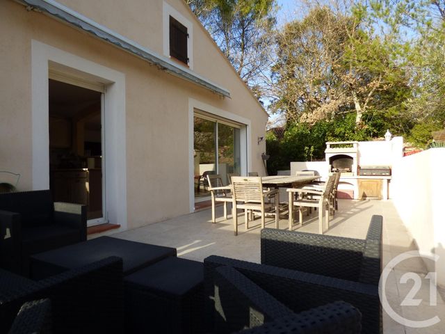 Afficher la photo en grand maison à vendre - 6 pièces - 170.0 m2 - ST MAXIMIN LA STE BAUME - 83 - PROVENCE-ALPES-COTE-D-AZUR - Century 21 Agence Millénium