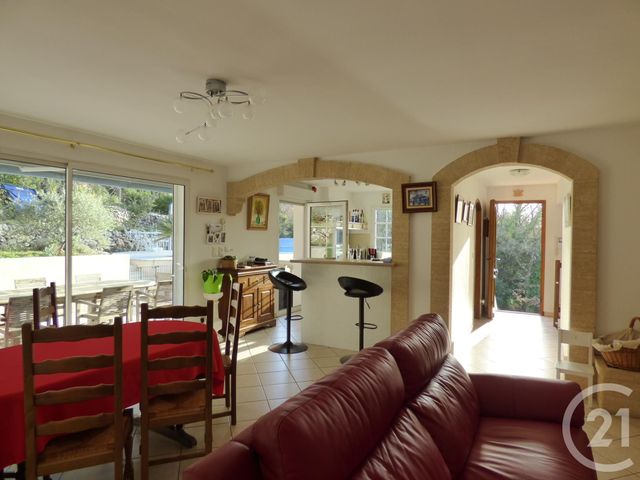 Afficher la photo en grand maison à vendre - 6 pièces - 170.0 m2 - ST MAXIMIN LA STE BAUME - 83 - PROVENCE-ALPES-COTE-D-AZUR - Century 21 Agence Millénium