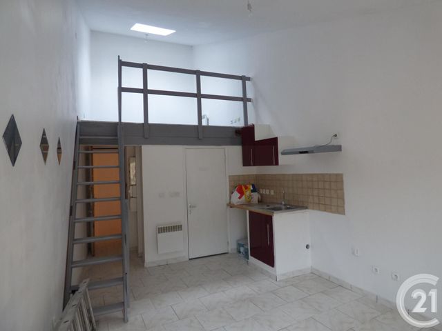 Afficher la photo en grand appartement à vendre - 2 pièces - 29.45 m2 - ST MAXIMIN LA STE BAUME - 83 - PROVENCE-ALPES-COTE-D-AZUR - Century 21 Agence Millénium