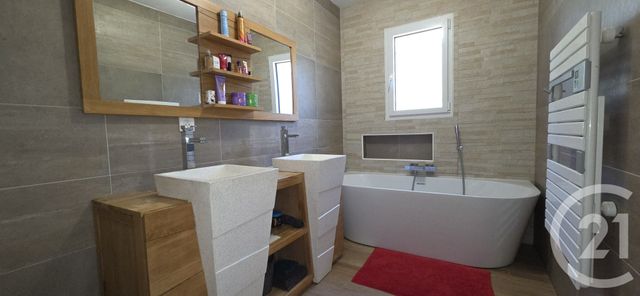 maison à vendre - 5 pièces - 125.98 m2 - POURCIEUX - 83 - PROVENCE-ALPES-COTE-D-AZUR - Century 21 Agence Millénium