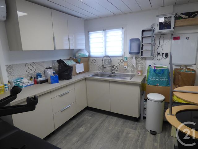 entreprise à louer - 134.0 m2 - ST MAXIMIN LA STE BAUME - 83 - PROVENCE-ALPES-COTE-D-AZUR - Century 21 Agence Millénium