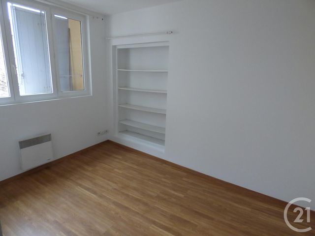 Appartement T3 à louer - 3 pièces - 54.77 m2 - ST MAXIMIN LA STE BAUME - 83 - PROVENCE-ALPES-COTE-D-AZUR - Century 21 Agence Millénium