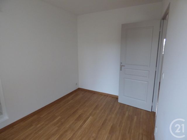 Appartement T3 à louer - 3 pièces - 54.77 m2 - ST MAXIMIN LA STE BAUME - 83 - PROVENCE-ALPES-COTE-D-AZUR - Century 21 Agence Millénium