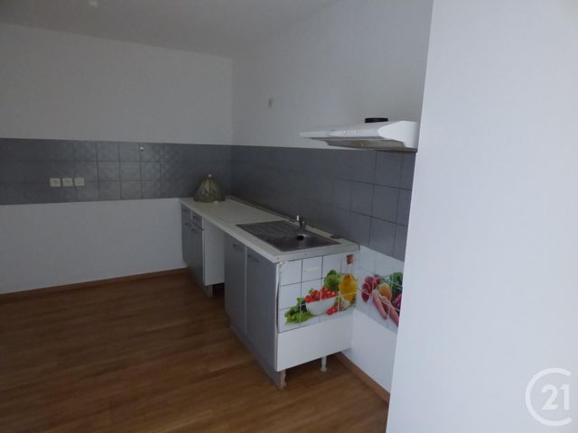 Appartement T3 à louer - 3 pièces - 54.77 m2 - ST MAXIMIN LA STE BAUME - 83 - PROVENCE-ALPES-COTE-D-AZUR - Century 21 Agence Millénium