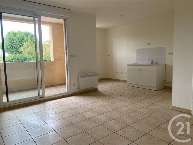 Appartement F3 à vendre - 3 pièces - 58.9 m2 - ST MAXIMIN LA STE BAUME - 83 - PROVENCE-ALPES-COTE-D-AZUR - Century 21 Agence Millénium