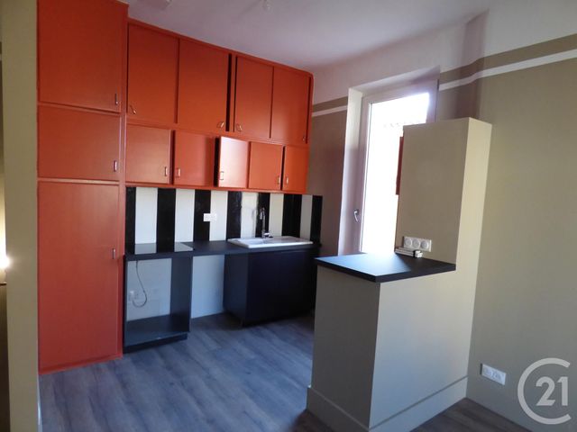 maison à louer - 3 pièces - 76.83 m2 - ST MAXIMIN LA STE BAUME - 83 - PROVENCE-ALPES-COTE-D-AZUR - Century 21 Agence Millénium