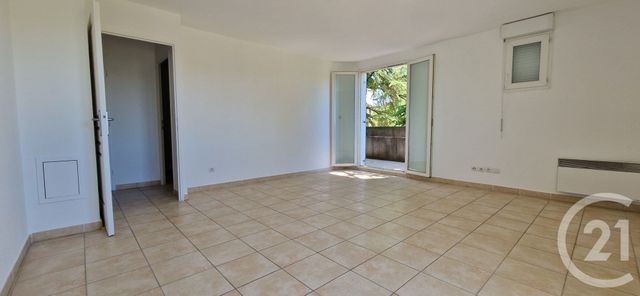 appartement - ST MAXIMIN LA STE BAUME - 83