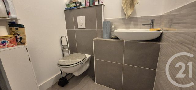 Appartement F4 à vendre - 4 pièces - 87.0 m2 - ST MAXIMIN LA STE BAUME - 83 - PROVENCE-ALPES-COTE-D-AZUR - Century 21 Agence Millénium