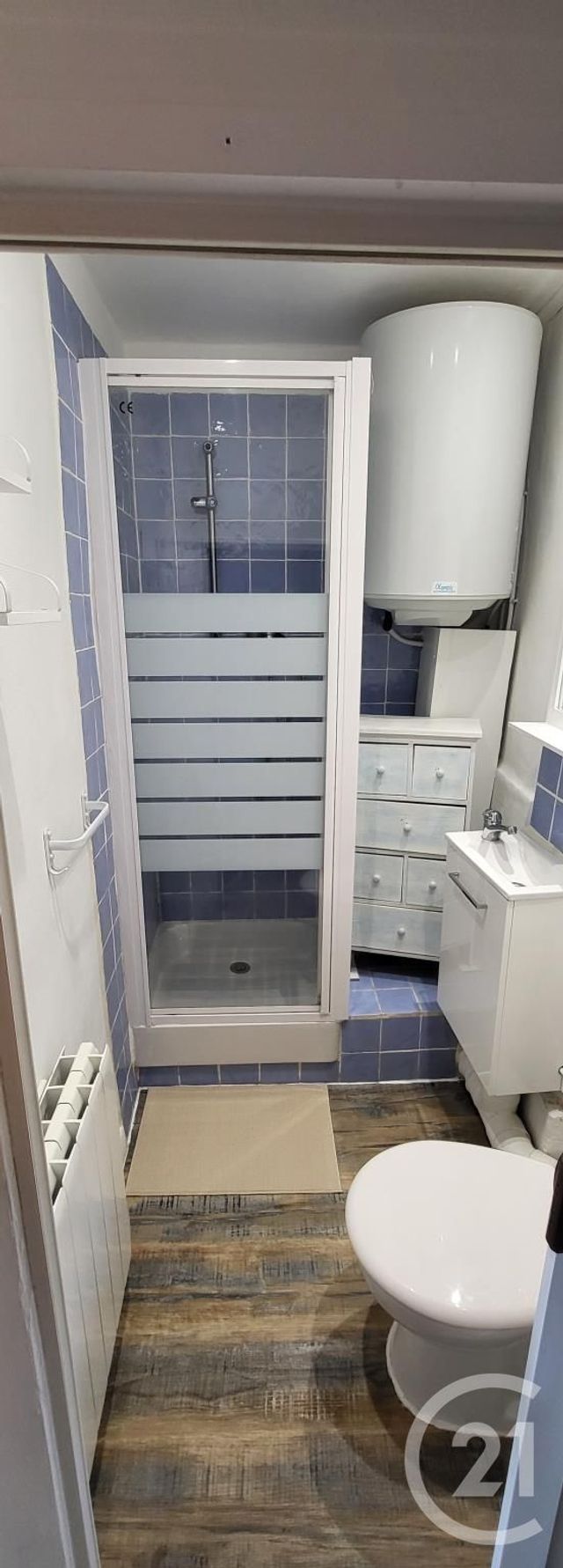 Appartement Studio à louer - 1 pièce - 21.52 m2 - BARJOLS - 83 - PROVENCE-ALPES-COTE-D-AZUR - Century 21 Agence Millénium