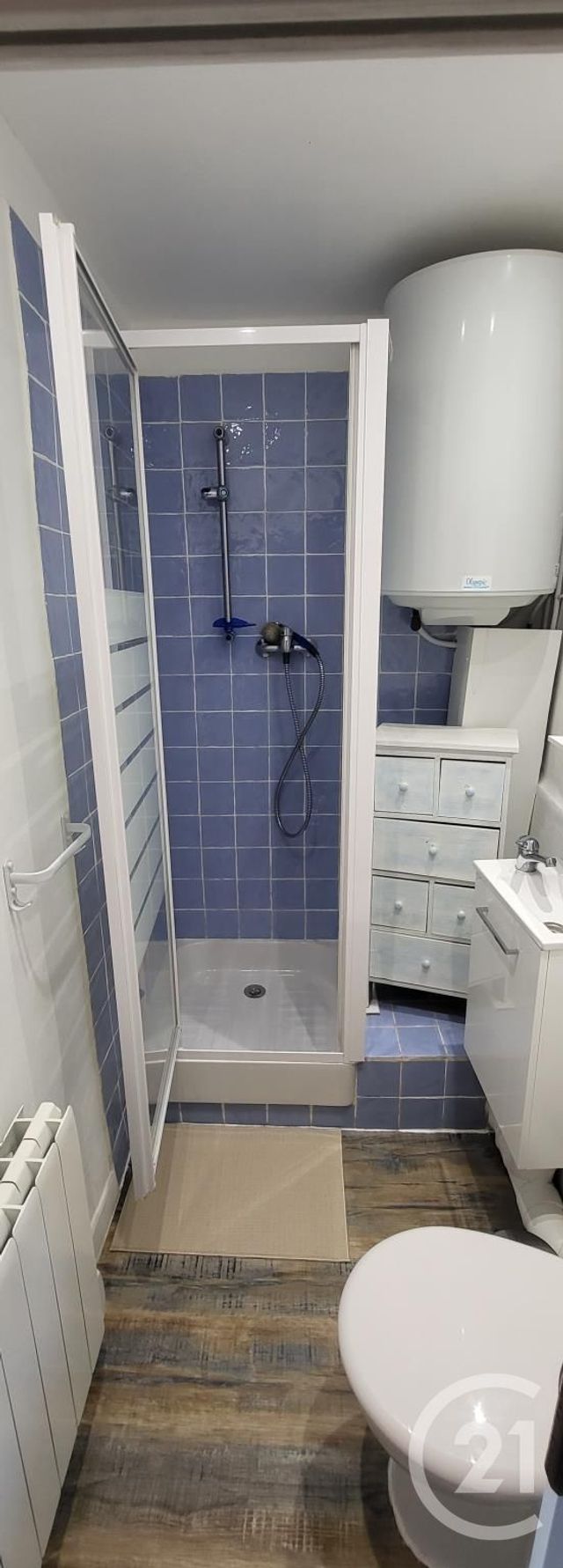 Appartement Studio à louer - 1 pièce - 21.52 m2 - BARJOLS - 83 - PROVENCE-ALPES-COTE-D-AZUR - Century 21 Agence Millénium