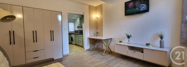 Appartement Studio à louer - 1 pièce - 21.52 m2 - BARJOLS - 83 - PROVENCE-ALPES-COTE-D-AZUR - Century 21 Agence Millénium