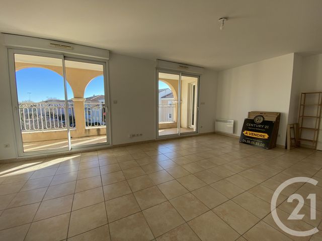Appartement F3 à vendre - 3 pièces - 70.0 m2 - ST MAXIMIN LA STE BAUME - 83 - PROVENCE-ALPES-COTE-D-AZUR - Century 21 Agence Millénium