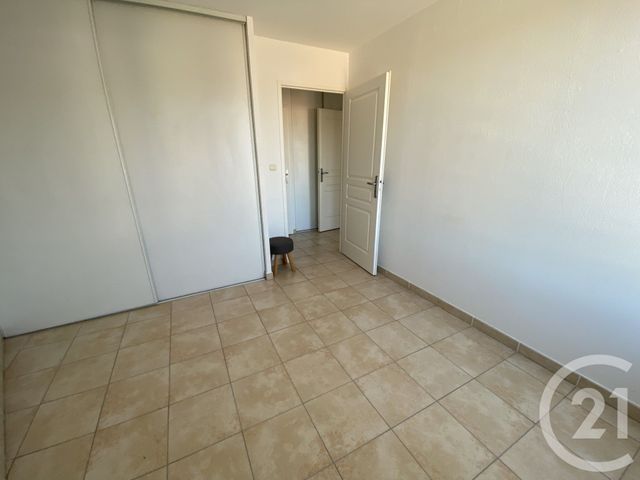 Appartement F3 à vendre - 3 pièces - 70.0 m2 - ST MAXIMIN LA STE BAUME - 83 - PROVENCE-ALPES-COTE-D-AZUR - Century 21 Agence Millénium