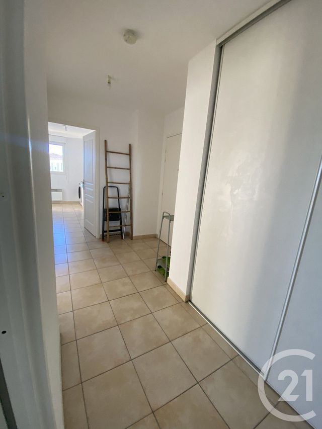 Appartement F3 à vendre - 3 pièces - 70.0 m2 - ST MAXIMIN LA STE BAUME - 83 - PROVENCE-ALPES-COTE-D-AZUR - Century 21 Agence Millénium
