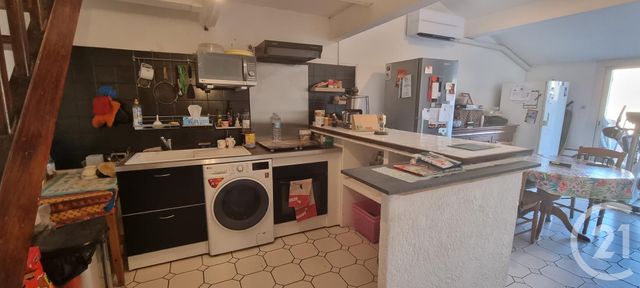 Appartement T3 à vendre - 3 pièces - 58.11 m2 - ST MAXIMIN LA STE BAUME - 83 - PROVENCE-ALPES-COTE-D-AZUR - Century 21 Agence Millénium