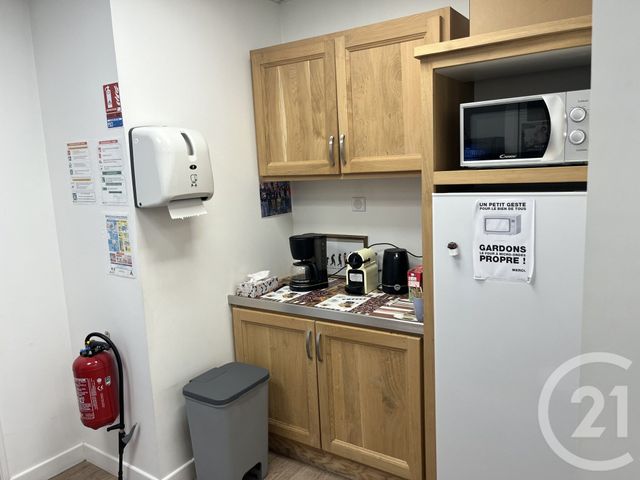 divers à louer - 85.66 m2 - ST MAXIMIN LA STE BAUME - 83 - PROVENCE-ALPES-COTE-D-AZUR - Century 21 Agence Millénium