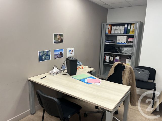 divers à louer - 85.66 m2 - ST MAXIMIN LA STE BAUME - 83 - PROVENCE-ALPES-COTE-D-AZUR - Century 21 Agence Millénium