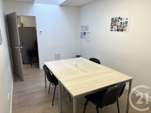 divers à louer - 85.66 m2 - ST MAXIMIN LA STE BAUME - 83 - PROVENCE-ALPES-COTE-D-AZUR - Century 21 Agence Millénium