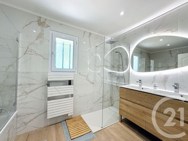 maison à vendre - 7 pièces - 255.0 m2 - NANS LES PINS - 83 - PROVENCE-ALPES-COTE-D-AZUR - Century 21 Agence Millénium