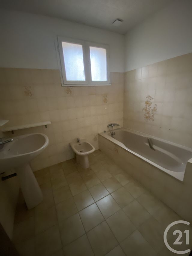 maison à vendre - 3 pièces - 68.54 m2 - ST MAXIMIN LA STE BAUME - 83 - PROVENCE-ALPES-COTE-D-AZUR - Century 21 Agence Millénium