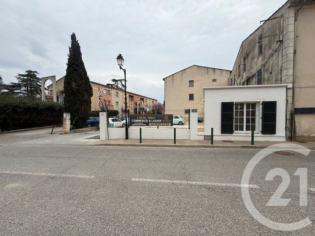 commerce à louer - 105.0 m2 - ST MAXIMIN LA STE BAUME - 83 - PROVENCE-ALPES-COTE-D-AZUR - Century 21 Agence Millénium