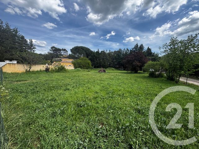 terrain - ST MAXIMIN LA STE BAUME - 83