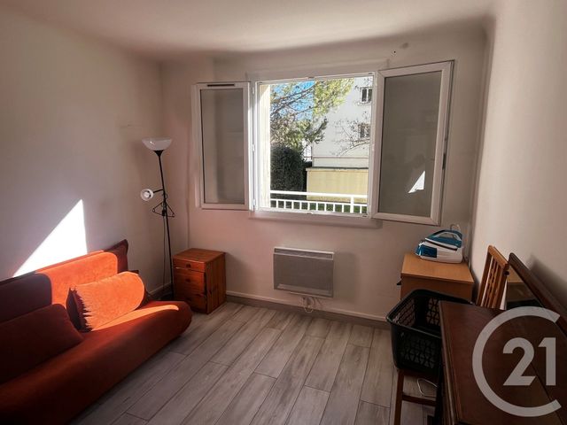 Appartement F3 à vendre - 3 pièces - 61.38 m2 - BRIGNOLES - 83 - PROVENCE-ALPES-COTE-D-AZUR - Century 21 Agence Millénium