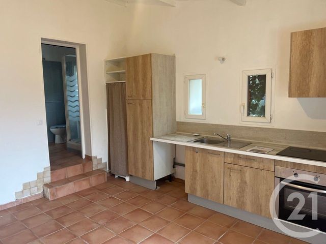 Appartement Studio à louer - 1 pièce - 23.61 m2 - ST MAXIMIN LA STE BAUME - 83 - PROVENCE-ALPES-COTE-D-AZUR - Century 21 Agence Millénium