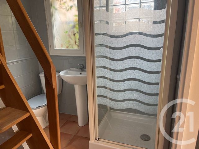 Appartement Studio à louer - 1 pièce - 23.61 m2 - ST MAXIMIN LA STE BAUME - 83 - PROVENCE-ALPES-COTE-D-AZUR - Century 21 Agence Millénium