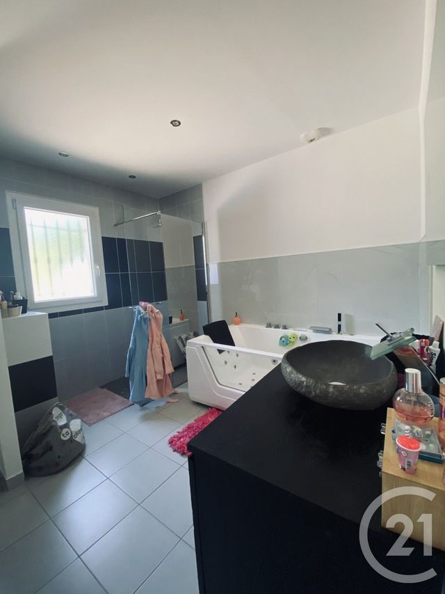 maison à vendre - 5 pièces - 150.0 m2 - ST MAXIMIN LA STE BAUME - 83 - PROVENCE-ALPES-COTE-D-AZUR - Century 21 Agence Millénium