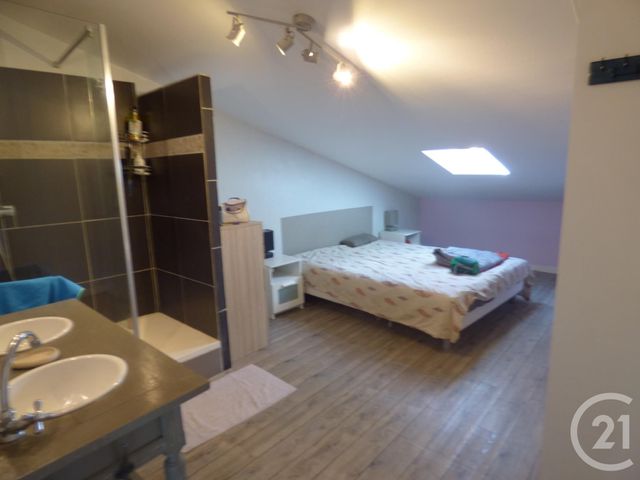 Appartement T3 à vendre - 2 pièces - 50.6 m2 - LE VAL - 83 - PROVENCE-ALPES-COTE-D-AZUR - Century 21 Agence Millénium