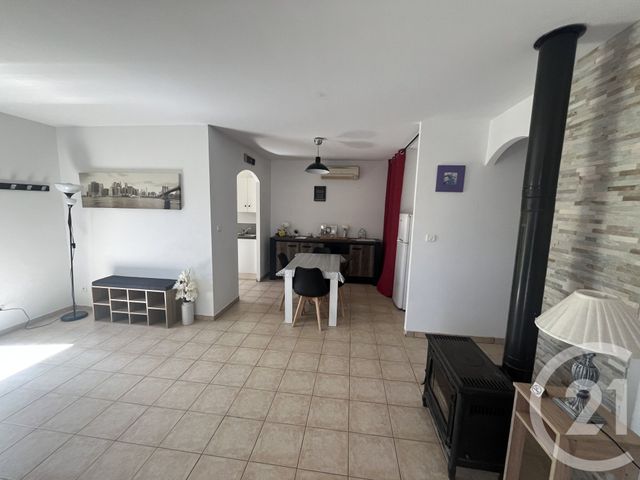 maison à louer - 3 pièces - 61.91 m2 - NANS LES PINS - 83 - PROVENCE-ALPES-COTE-D-AZUR - Century 21 Agence Millénium