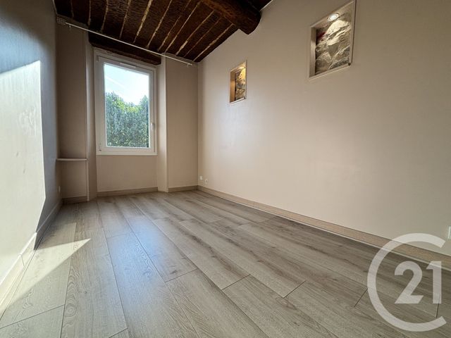 Appartement F6 à vendre - 5 pièces - 128.0 m2 - MAZAUGUES - 83 - PROVENCE-ALPES-COTE-D-AZUR - Century 21 Agence Millénium