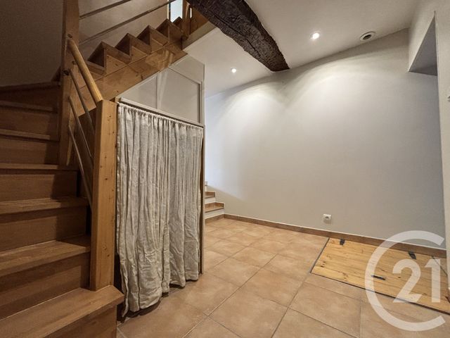 Appartement F6 à vendre - 5 pièces - 128.0 m2 - MAZAUGUES - 83 - PROVENCE-ALPES-COTE-D-AZUR - Century 21 Agence Millénium