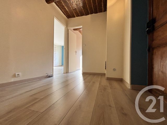 Appartement F6 à vendre - 5 pièces - 128.0 m2 - MAZAUGUES - 83 - PROVENCE-ALPES-COTE-D-AZUR - Century 21 Agence Millénium