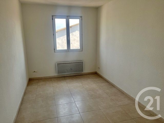 Appartement à vendre - 3 pièces - 67.05 m2 - ST MAXIMIN LA STE BAUME - 83 - PROVENCE-ALPES-COTE-D-AZUR - Century 21 Agence Millénium