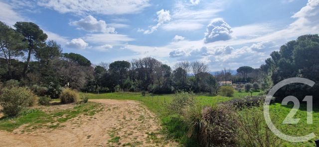 Terrain à vendre ST MAXIMIN LA STE BAUME