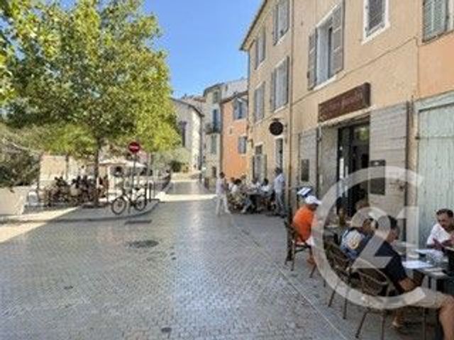 commerce à vendre - 93.0 m2 - ST MAXIMIN LA STE BAUME - 83 - PROVENCE-ALPES-COTE-D-AZUR - Century 21 Agence Millénium