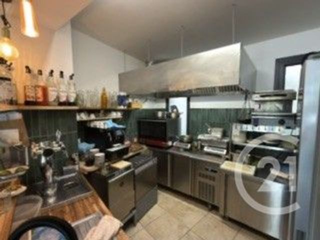 commerce à vendre - 93.0 m2 - ST MAXIMIN LA STE BAUME - 83 - PROVENCE-ALPES-COTE-D-AZUR - Century 21 Agence Millénium