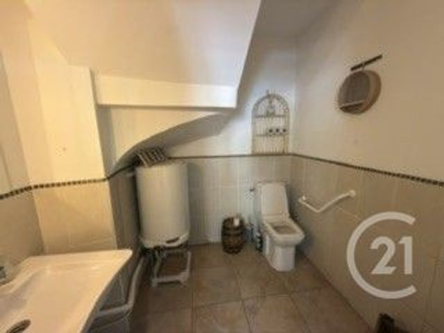 commerce à vendre - 93.0 m2 - ST MAXIMIN LA STE BAUME - 83 - PROVENCE-ALPES-COTE-D-AZUR - Century 21 Agence Millénium