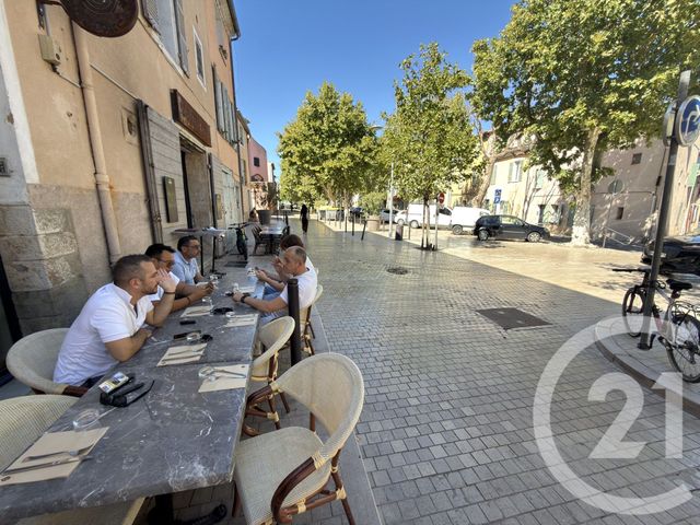 commerce à vendre - 93.0 m2 - ST MAXIMIN LA STE BAUME - 83 - PROVENCE-ALPES-COTE-D-AZUR - Century 21 Agence Millénium