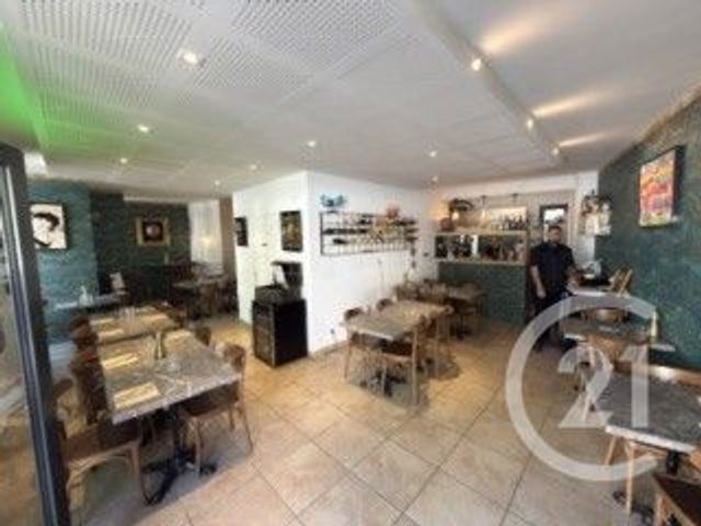 commerce à vendre - 93.0 m2 - ST MAXIMIN LA STE BAUME - 83 - PROVENCE-ALPES-COTE-D-AZUR - Century 21 Agence Millénium
