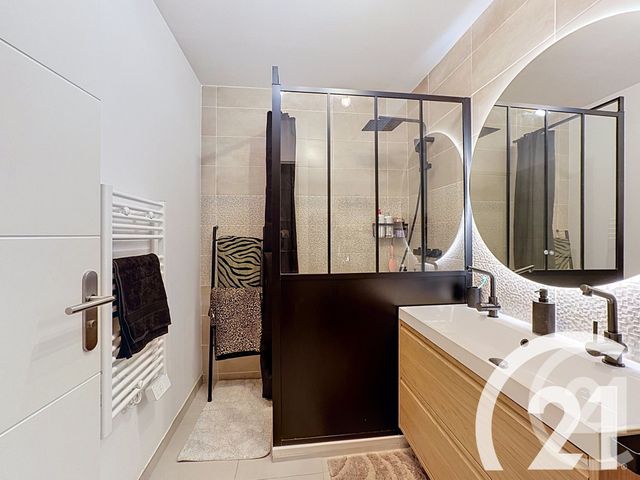 maison à vendre - 3 pièces - 65.0 m2 - ST MAXIMIN LA STE BAUME - 83 - PROVENCE-ALPES-COTE-D-AZUR - Century 21 Agence Millénium